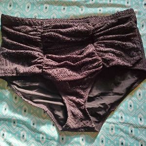 Torrid Size 2 Crochet Swim Bottoms